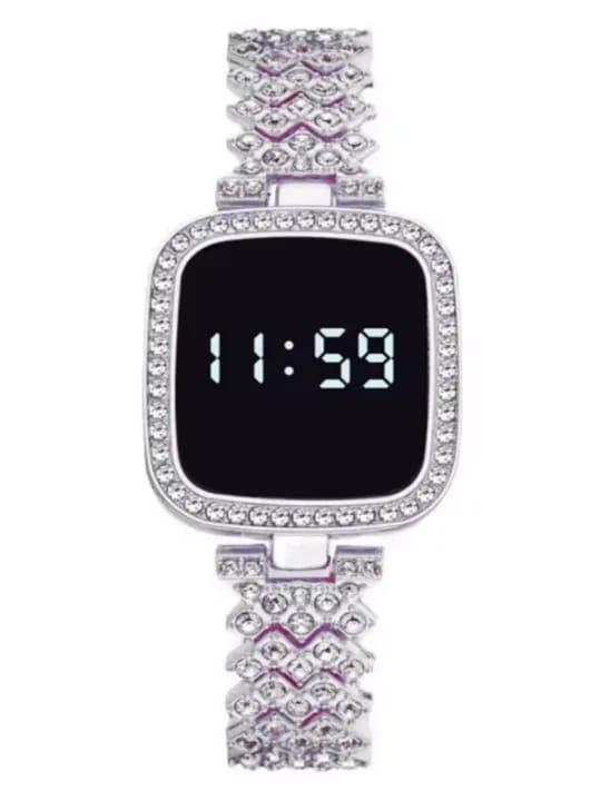 Women's Battery Operated, Water Resistant Watch