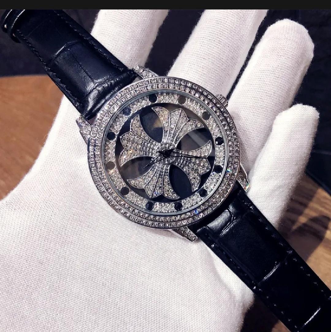 Stylish Women's Quartz Bracelet Watch