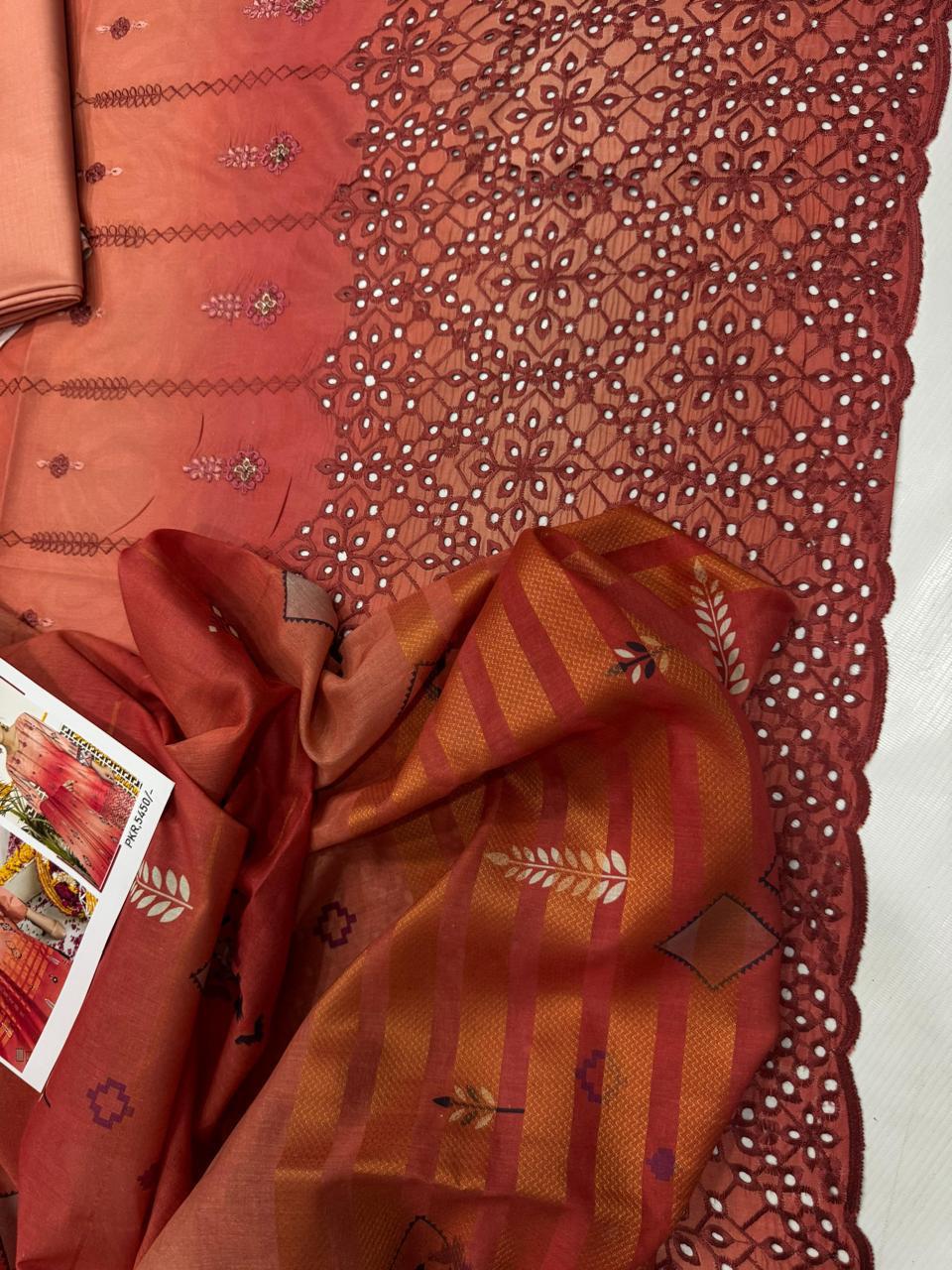 *DAMAN CHIKANKARI BY HAJRA EMAAN*